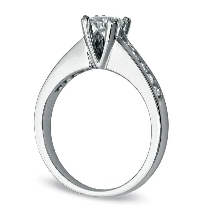 Previously Owned 075 CT TW Natural Diamond Engagement Ring in Solid 14K White Gold Goldia Rings
